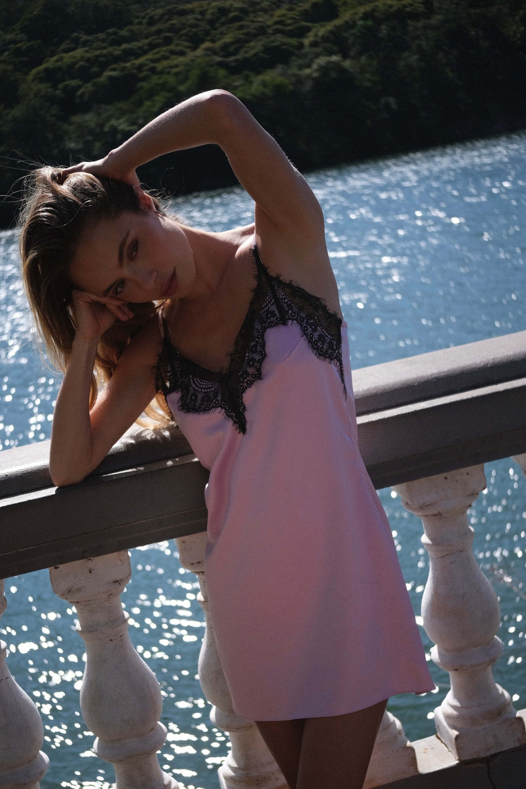 Vestido Love Me Loud Rosa - Image 3