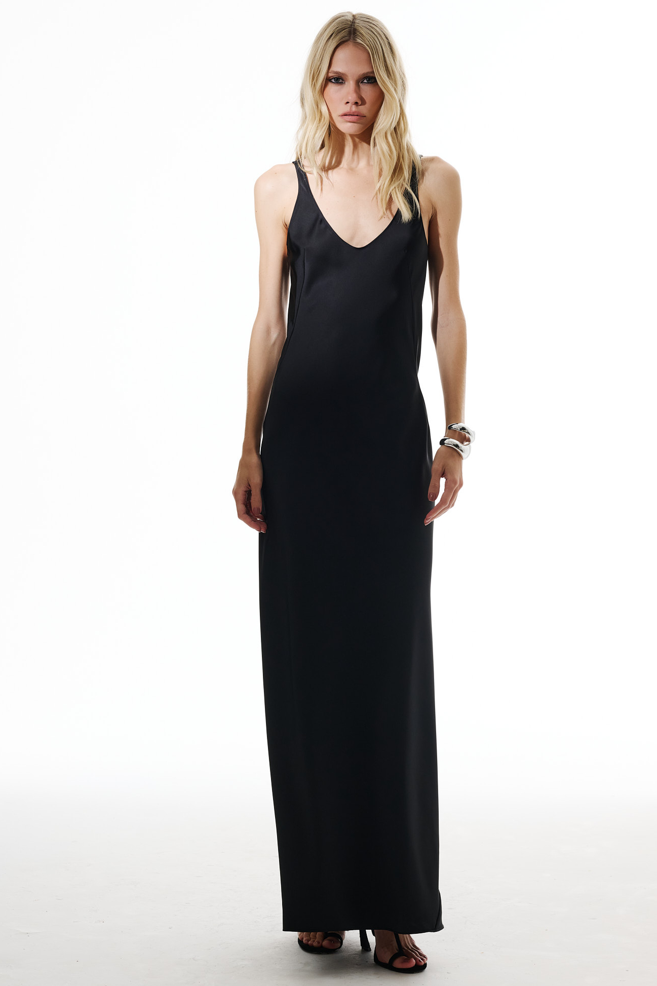 VESTIDO CETIM LONGO SOL X THAISE JURIATTI PRETO